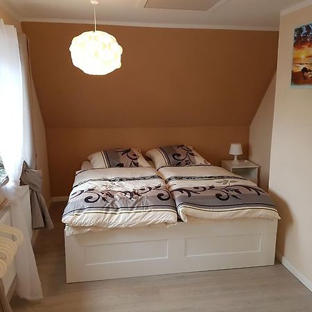 Ferienhaus Am Hasselberg Husum ภายนอก รูปภาพ