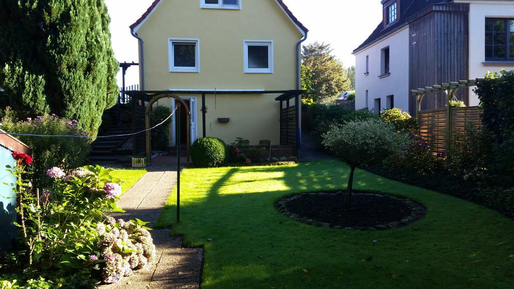 Ferienhaus Am Hasselberg Husum ภายนอก รูปภาพ